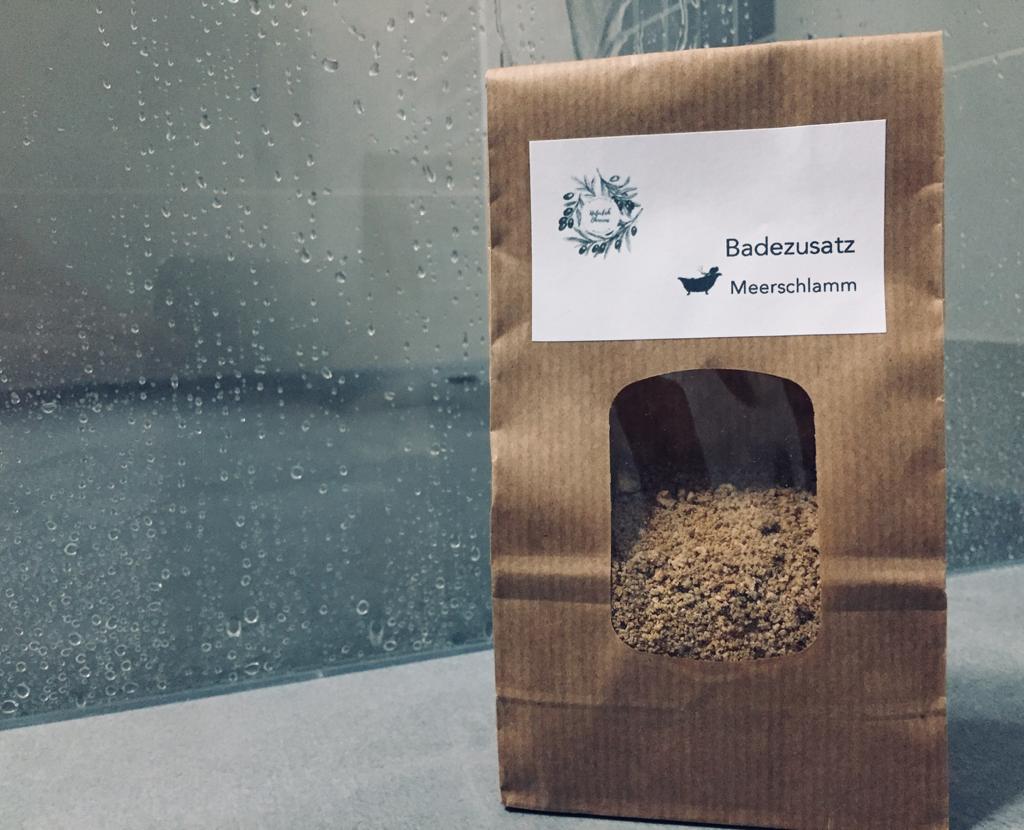 Badezusatz Meersalzseife verpackt in Natursäckchen mit Sichtfenster